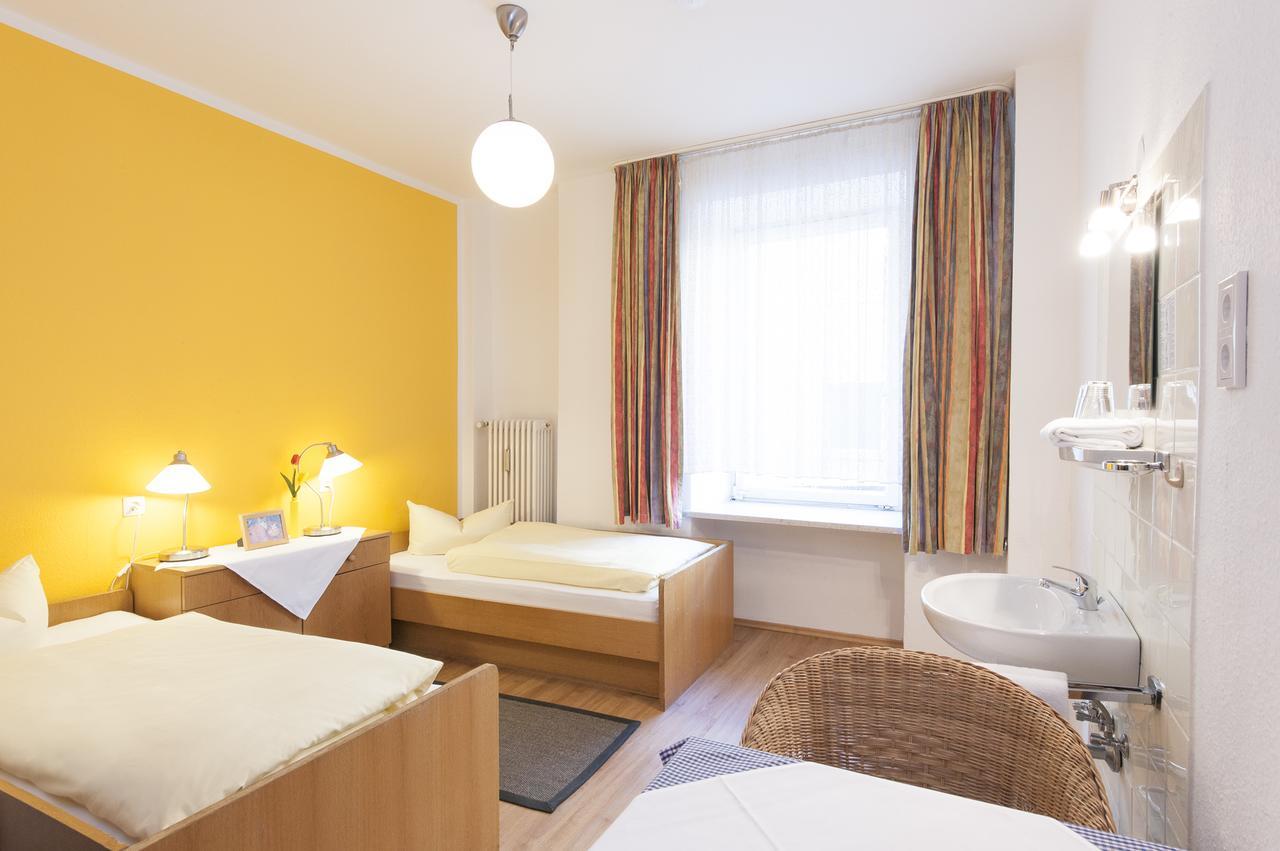 Hotel Pension Am Hauptbahnhof Munich Extérieur photo