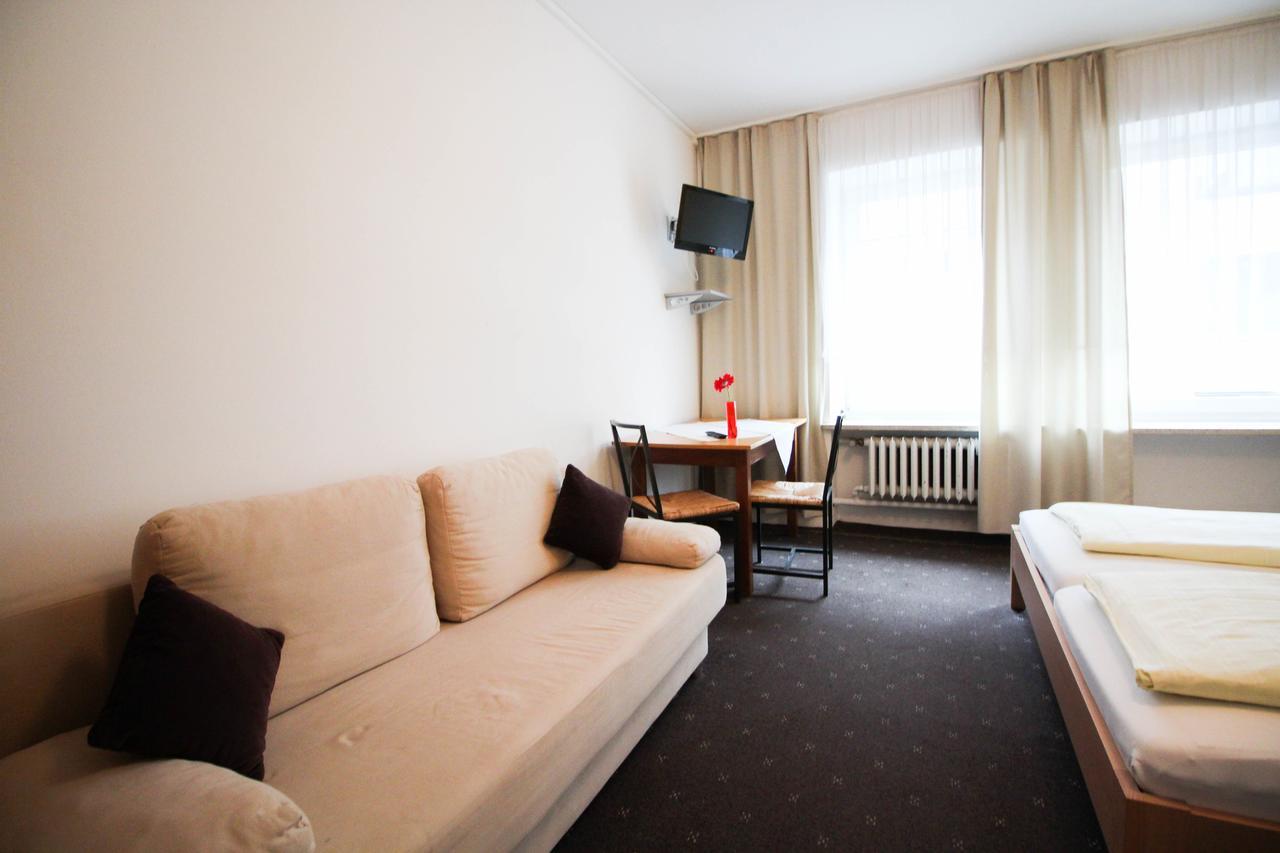Hotel Pension Am Hauptbahnhof Munich Extérieur photo