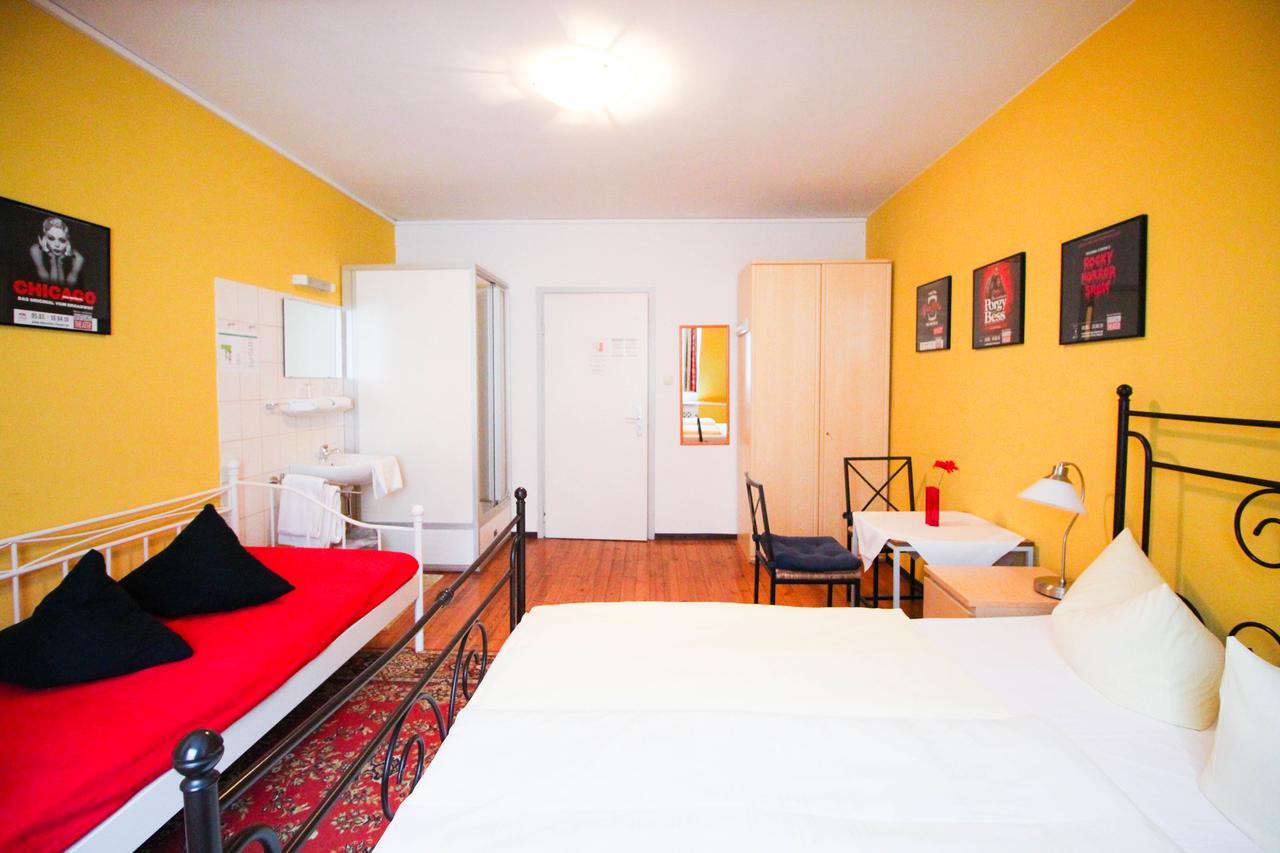 Hotel Pension Am Hauptbahnhof Munich Extérieur photo